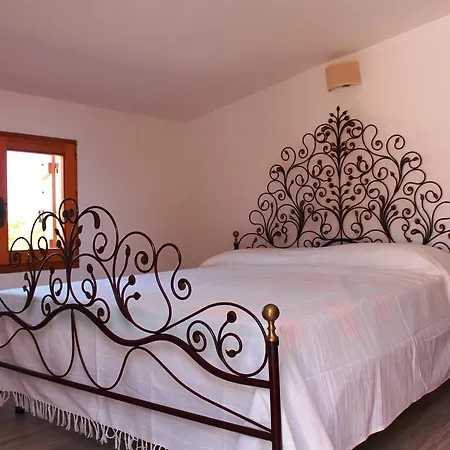 Acquamarina Stella Di Mare Bed & Breakfast Capitana